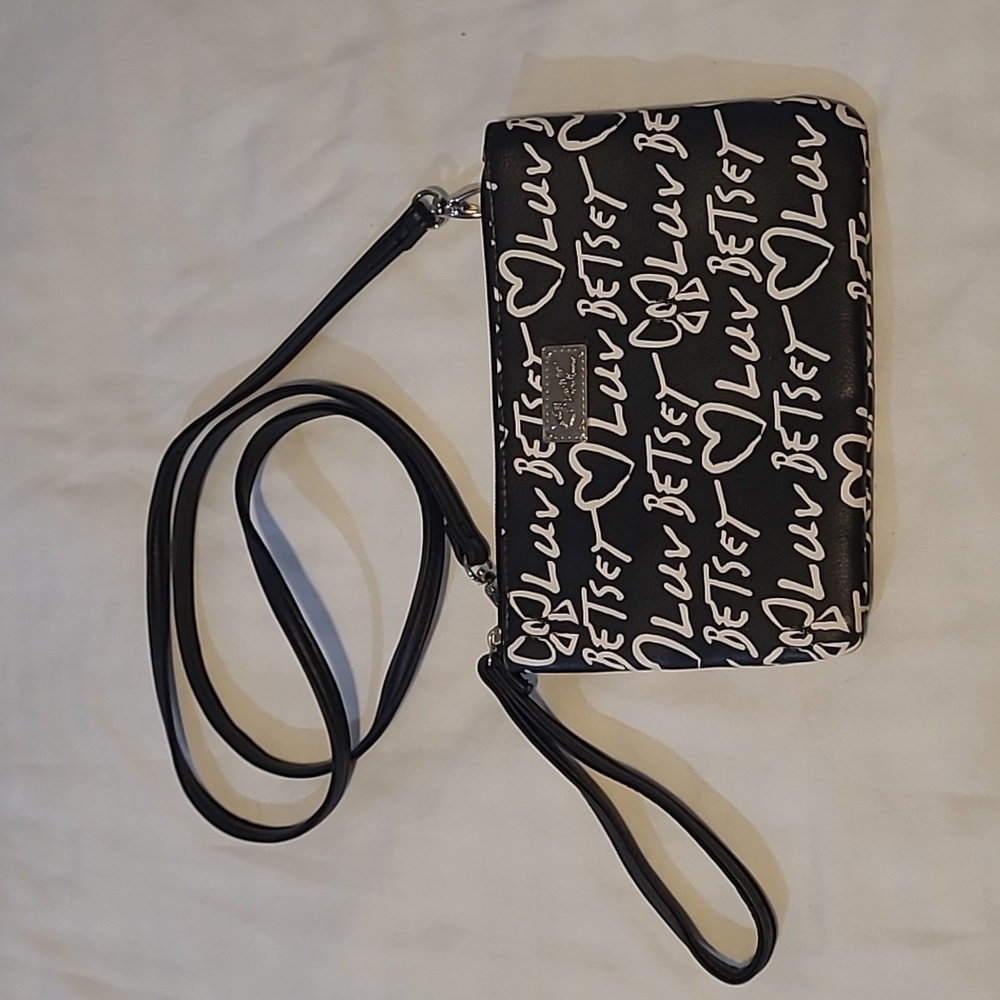 Betsey Johnson Luv Betsy Crossbody Zip Close Black and White with Betsey Logo